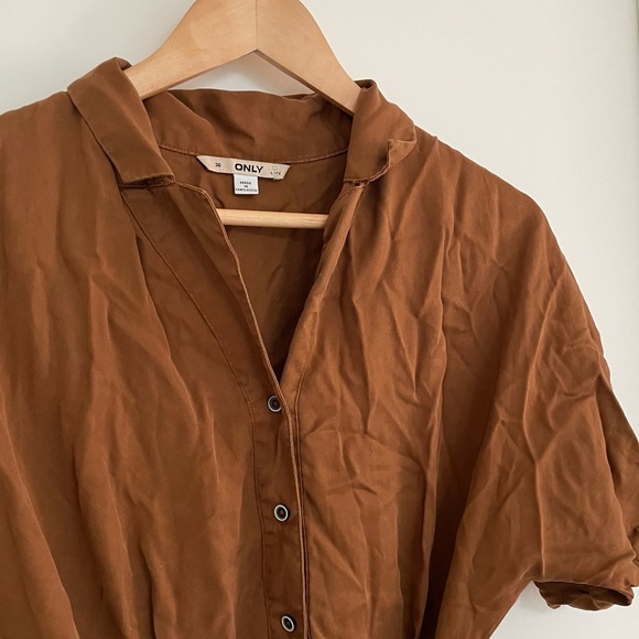 ONLY - Button-down Amber Romper - Picture 3 of 6